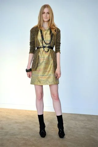 Look 10
